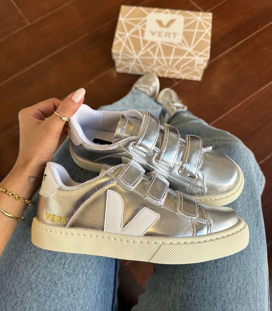 Tênis Velcro Prata e Branco Premium