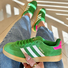 Carregar imagem no visualizador da galeria, Tênis Adidas Gazelle Verde e Pink Couro Legítimo