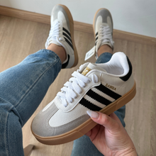 Carregar imagem no visualizador da galeria, TĂȘnis Adidas Samba Branco e Preto Premium