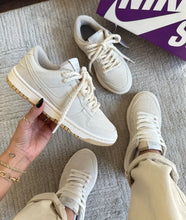 Carregar imagem no visualizador da galeria, Tênis Nike Dunk SB Nude Bege Premium