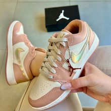 Carregar imagem no visualizador da galeria, TĂȘnis Nike Air Jordan Rosado Premium