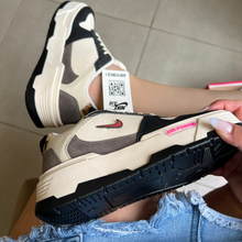 Carregar imagem no visualizador da galeria, TĂȘnis Nike AF1 Plataforma Preto Premium