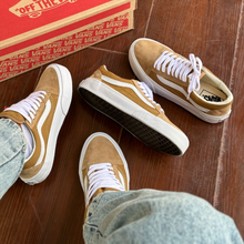 Carregar imagem no visualizador da galeria, TĂȘnis Old Skool Marfim Feminino Premium