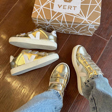 Carregar imagem no visualizador da galeria, TĂȘnis Velcro Dourado e Branco Premium