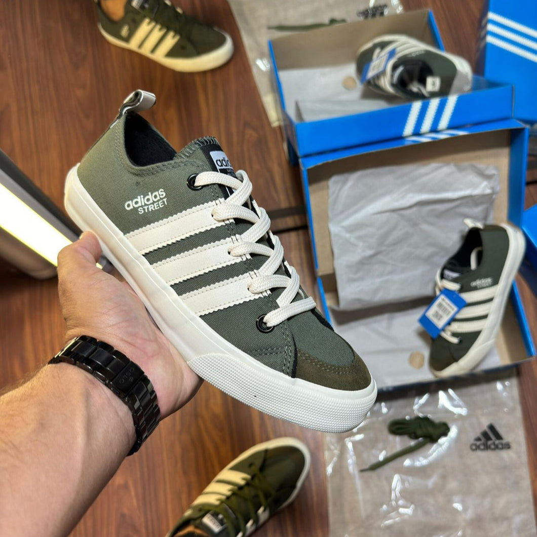 Tênis Adidas Street Verde Militar Masculino