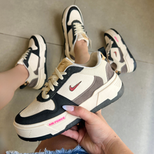 Carregar imagem no visualizador da galeria, TĂȘnis Nike AF1 Plataforma Preto Premium