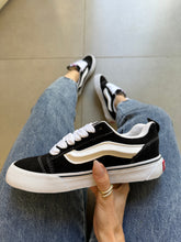 Carregar imagem no visualizador da galeria, Tênis Knu Preto e Branco Premium