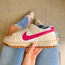Carregar imagem no visualizador da galeria, TĂȘnis Nike Dunk Croco Pink Premium