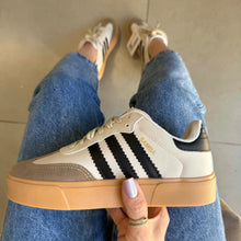 Carregar imagem no visualizador da galeria, TĂȘnis Adidas Samba Off White Preto Premium