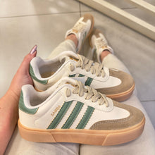Carregar imagem no visualizador da galeria, TĂȘnis Adidas Samba Esmeralda Premium