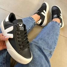 Carregar imagem no visualizador da galeria, Tênis Cadarço Preto e Branco Premium