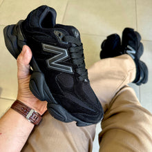 Carregar imagem no visualizador da galeria, Tênis New Balance 9060 Sea Salt Preto Masculino Couro Legítimo