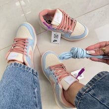 Carregar imagem no visualizador da galeria, Tênis Nike Dunk Low Azul Bebê e Rosa Premium