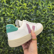 Carregar imagem no visualizador da galeria, Tênis  V-12 Cadarço Branco, Roxo e Verde Couro Legítimo