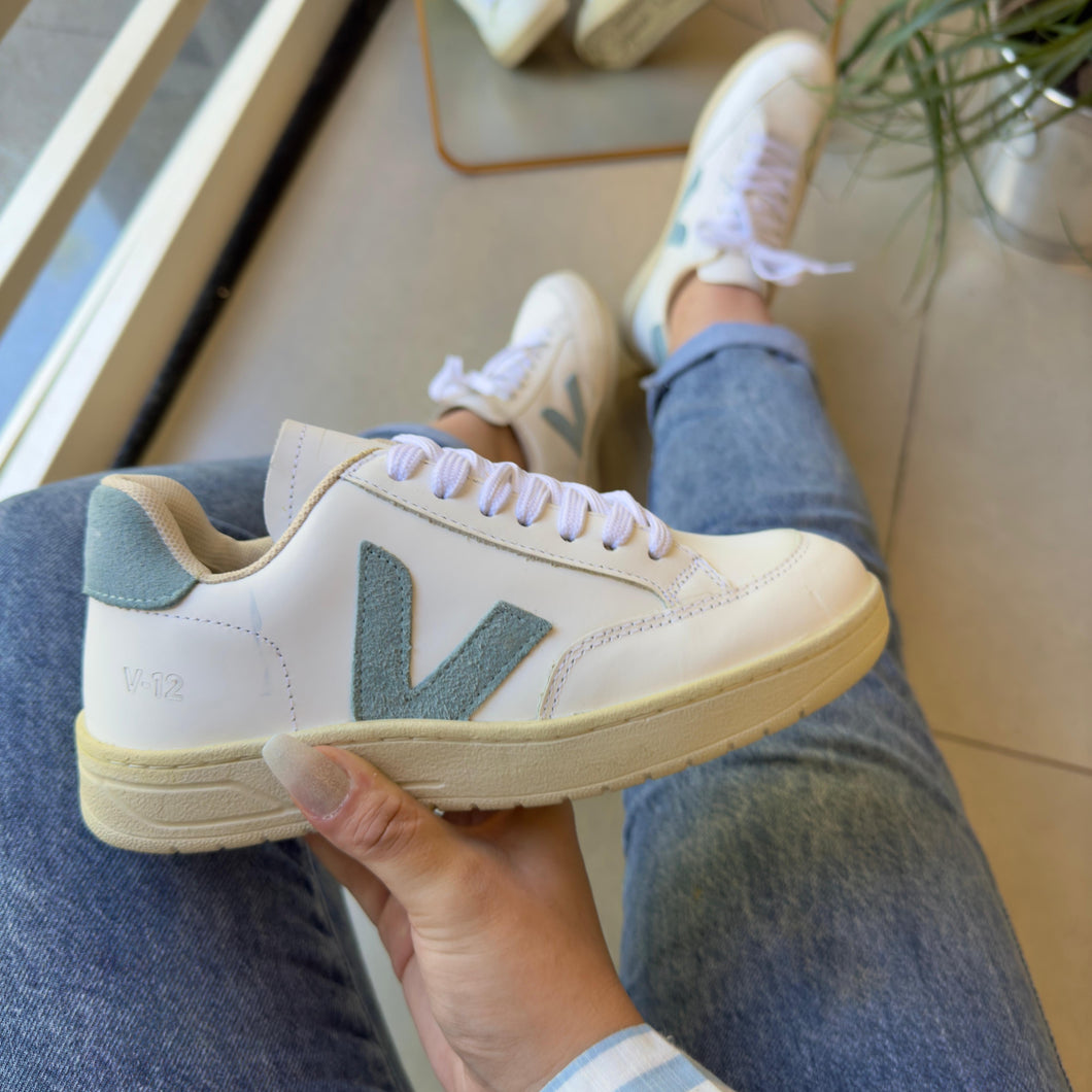 Tênis  V-12 Cadarço Branco e Azul Couro Legítimo