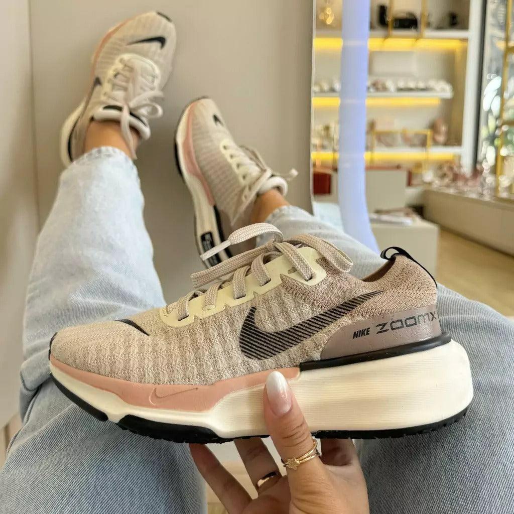 Tênis Nike Zoom X Invincible Run 3 Premium