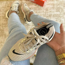 Carregar imagem no visualizador da galeria, Tênis Nike Zoom X Invincible Run 3 Premium