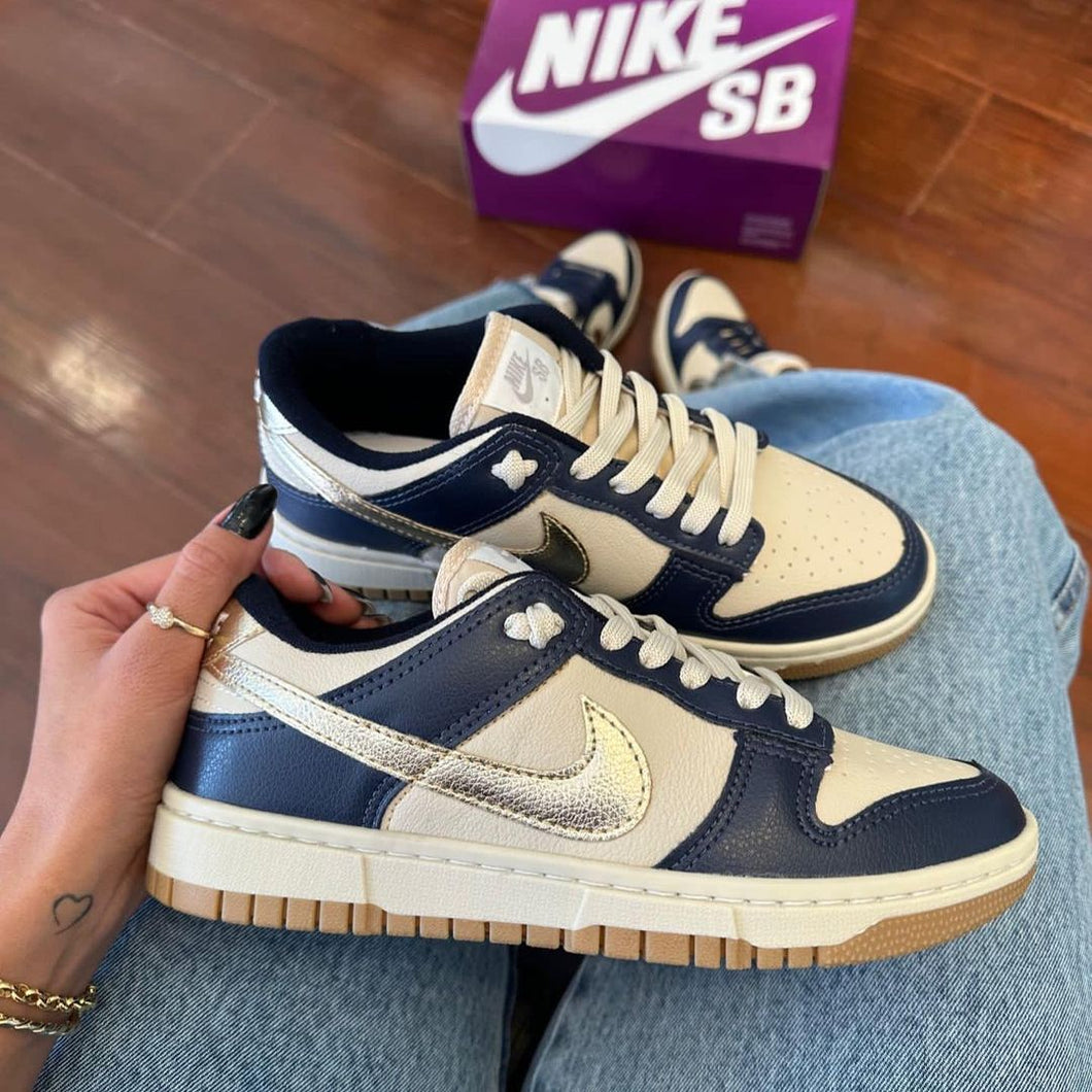 Tênis Nike Dunk SB Azul Dourado Premium