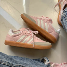 Carregar imagem no visualizador da galeria, Tênis Samba OG - ROSA