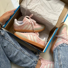 Carregar imagem no visualizador da galeria, Tênis Samba OG - ROSA