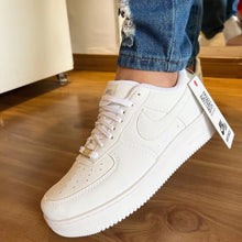 Carregar imagem no visualizador da galeria, Tênis Nike Air Force Branco Clássico Premium