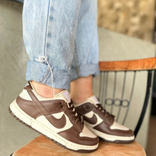 Carregar imagem no visualizador da galeria, Tênis Nike Dunk Cacau Premium
