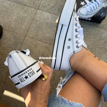 Carregar imagem no visualizador da galeria, Tênis All Star Couro Branco Feminino Premium
