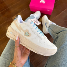 Carregar imagem no visualizador da galeria, Nike Air Force Love Azul Feminino Premium
