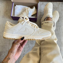 Carregar imagem no visualizador da galeria, Tênis Nike Dunk SB Nude Bege Premium
