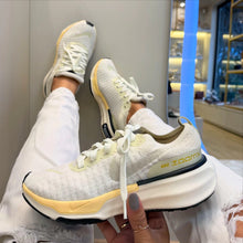 Carregar imagem no visualizador da galeria, Nike Zoom X Invicible Run 3 Amarelo Premium
