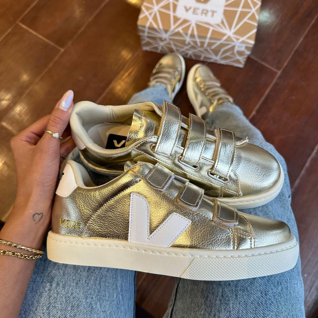 Tênis Velcro Dourado e Branco Premium