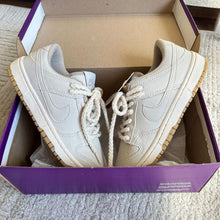 Carregar imagem no visualizador da galeria, Tênis Nike Dunk SB Nude Bege Premium
