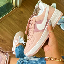 Carregar imagem no visualizador da galeria, Tênis Nike Air Force Rosa Feminino Premium
