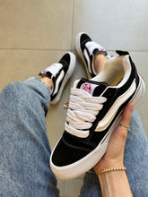 Carregar imagem no visualizador da galeria, Tênis Knu Preto e Branco Premium
