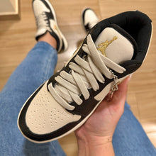 Carregar imagem no visualizador da galeria, Tênis Nike Air Jordan Preto Ouro Premium
