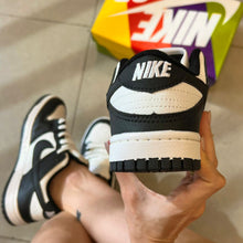 Carregar imagem no visualizador da galeria, Tênis Nike Dunk Panda Premium
