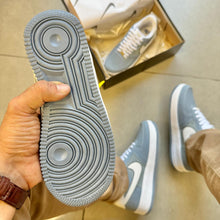 Carregar imagem no visualizador da galeria, Tênis Nike Air Force Azul Masculino Premium
