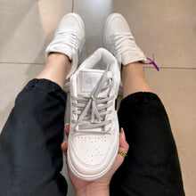 Carregar imagem no visualizador da galeria, Tênis Nike Dunk Branco Prata Premium
