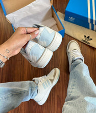 Carregar imagem no visualizador da galeria, Tênis Adidas Forum Azul Premium
