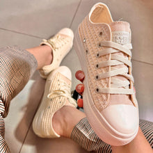 Carregar imagem no visualizador da galeria, Tênis All Star Areia Renda Plataforma Premium
