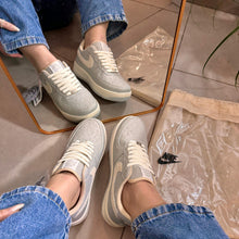 Carregar imagem no visualizador da galeria, Tênis Nike Air Force Louis Vuitton Azul
