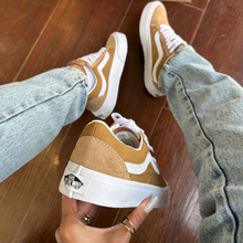 Carregar imagem no visualizador da galeria, Tênis Old Skool Marfim Feminino Premium
