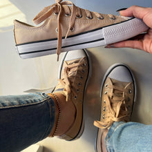 Carregar imagem no visualizador da galeria, Tênis All Star Amêndoa Brilho Feminino Premium
