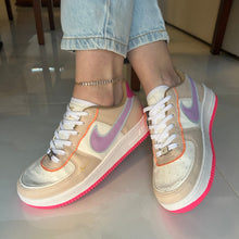 Carregar imagem no visualizador da galeria, Tênis Nike Air Force Colorido Feminino Premium

