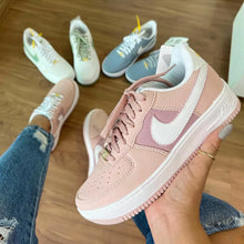 Carregar imagem no visualizador da galeria, Tênis Nike Air Force Rosa Feminino Premium
